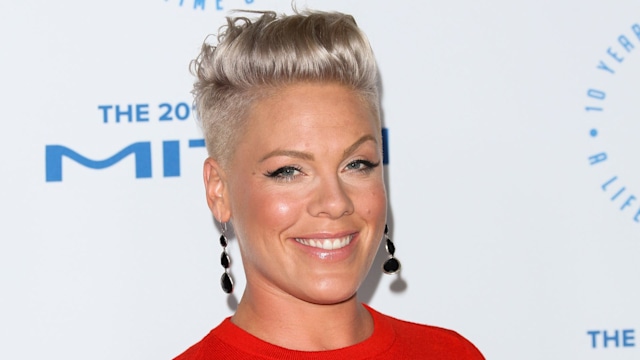 Singer Pink 