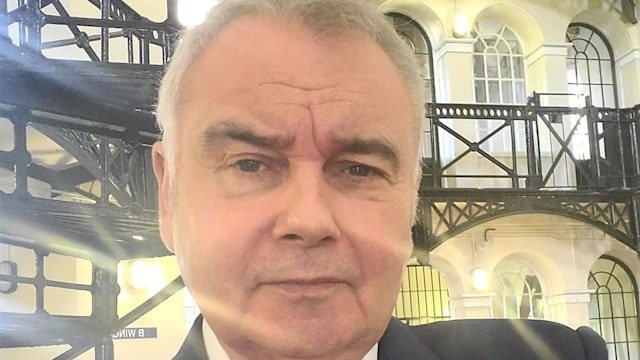 eamonn holmes and son