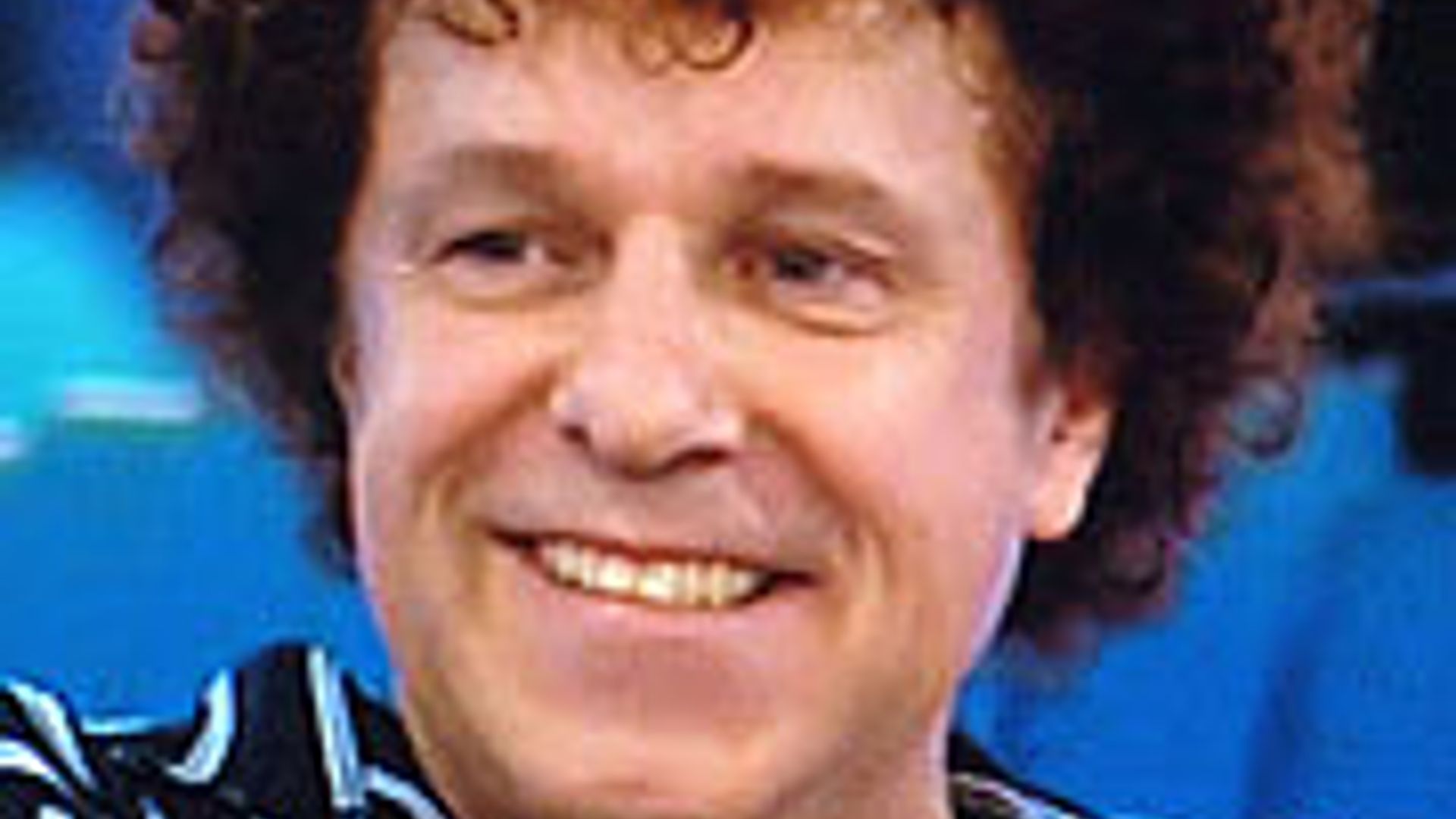 Leo Sayer, Big Brother, Undies shortage leads Leo to quit HELLO!