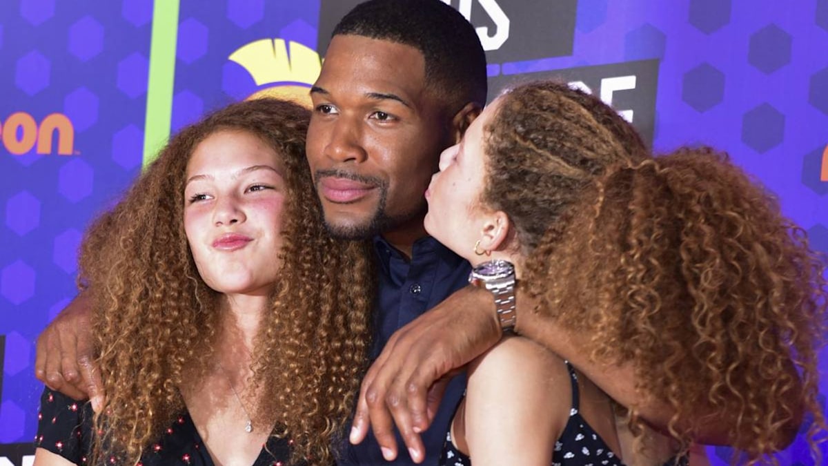 New York Giants legend Michael Strahan reflects on family