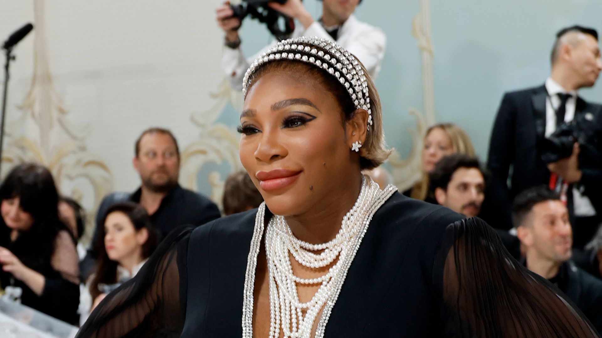 Serena Williams attends The 2023 Met Gala Celebrating "Karl Lagerfeld: A Line Of Beauty" at The Metropolitan Museum of Art on May 01, 2023 in New York City