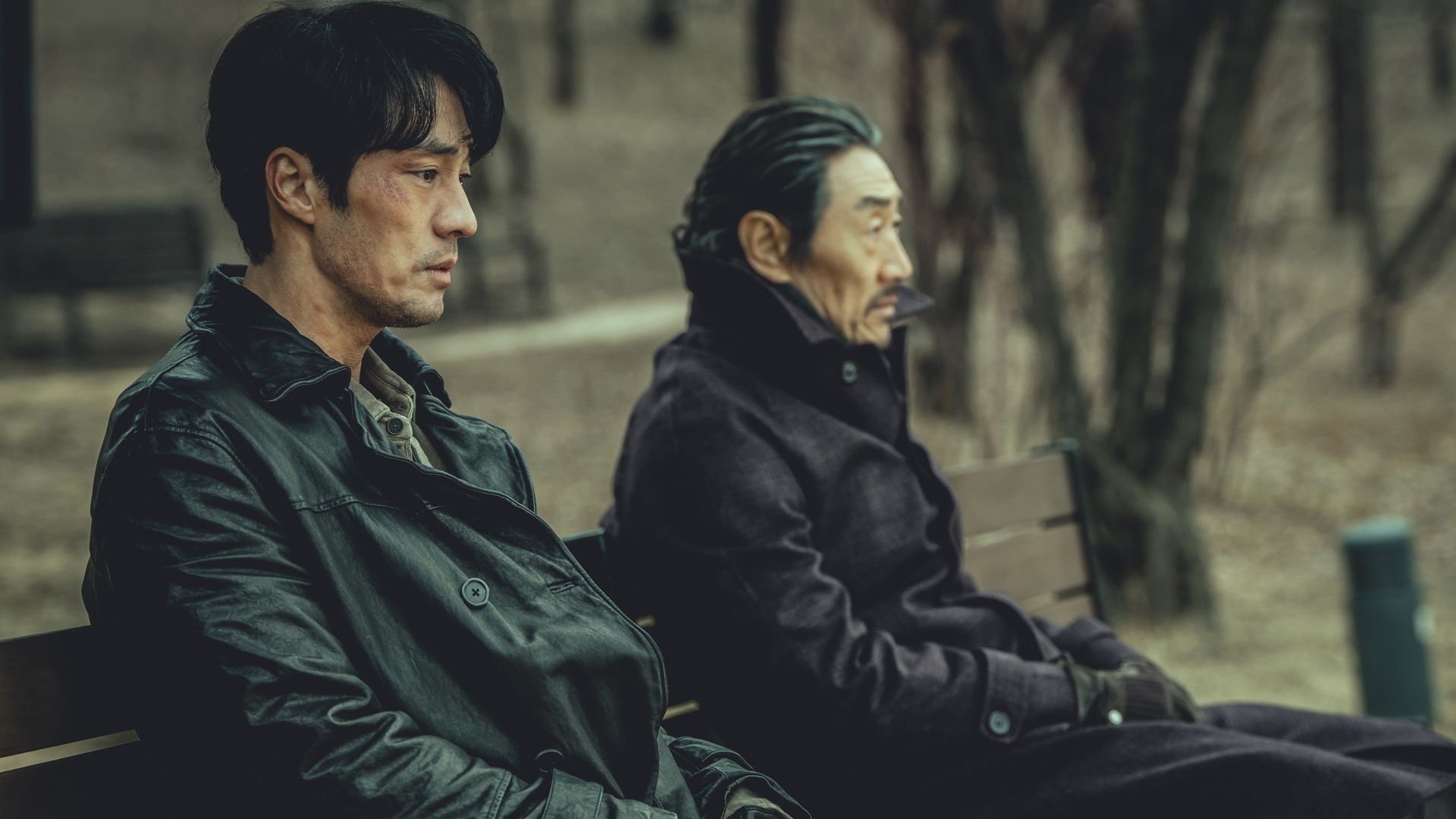 So Ji-Sub as Nam Gi-jun, Huh Joon-ho as Lee Ju-woon in Mercy for None