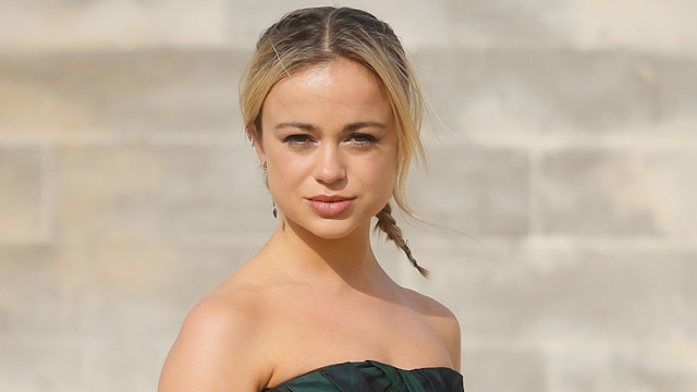 amelia windsor dress