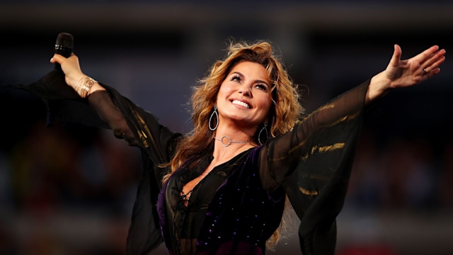 NEW YORK, NY - AUGUST 28:  Shania Twain performs during the opening ceremony on Day One of the 2017 US Open at the USTA Billie Jean King National Tennis Center on August 28, 2017 in the Flushing neighborhood of the Queens borough of New York City.  (Photo by Clive Brunskill/Getty Images)