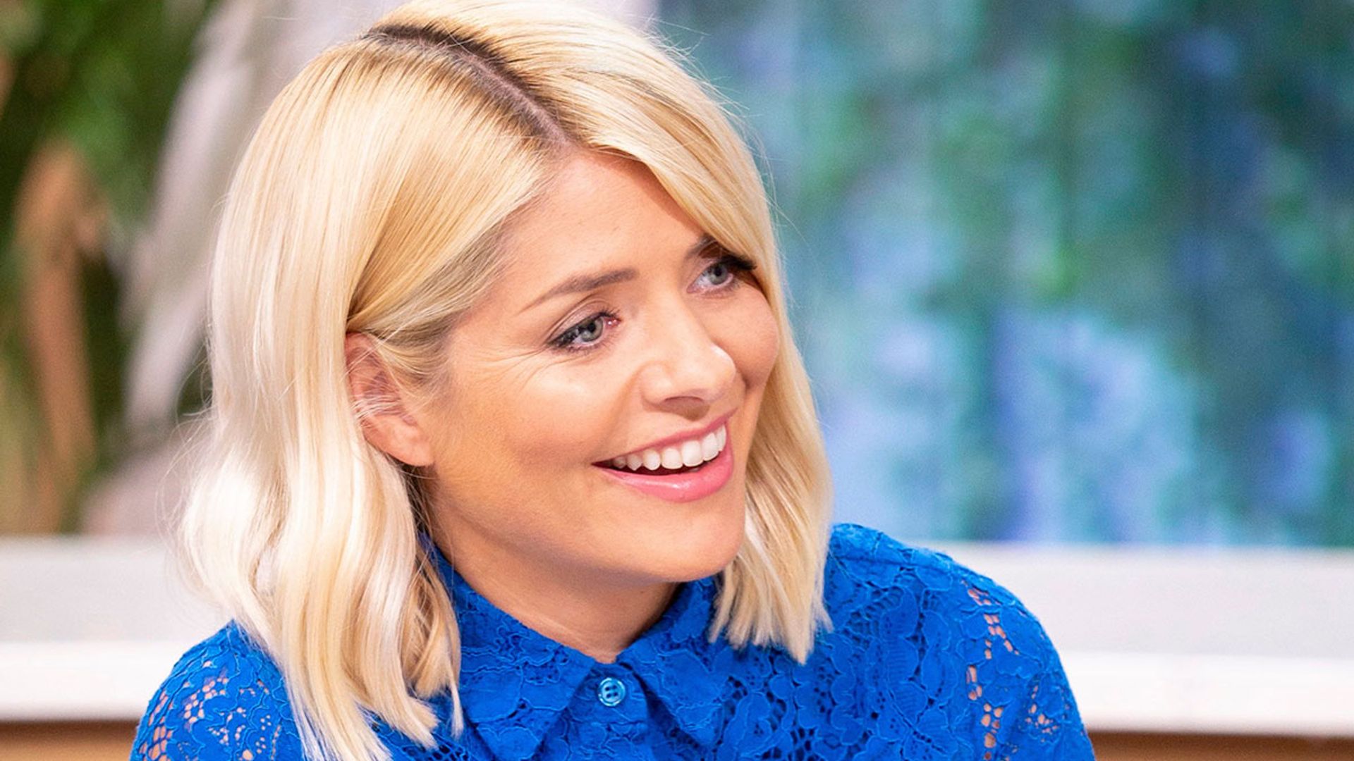 holly willoughby blue dress this morning