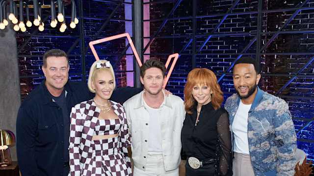 Carson Daly, Gwen Stefani, Niall Horan, Reba McEntire, John Legend on The Voice, September 2023.