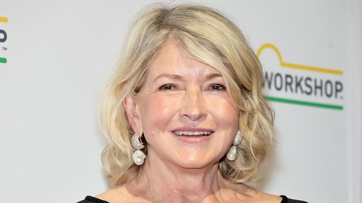 Martha Stewart rings in 83rd birthday with major transformation alongside Snoop Dogg