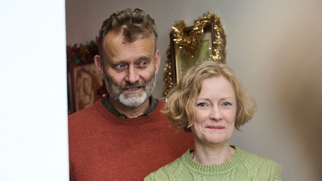 Hugh Dennis and Claire Skinner on the set of Outnumbered