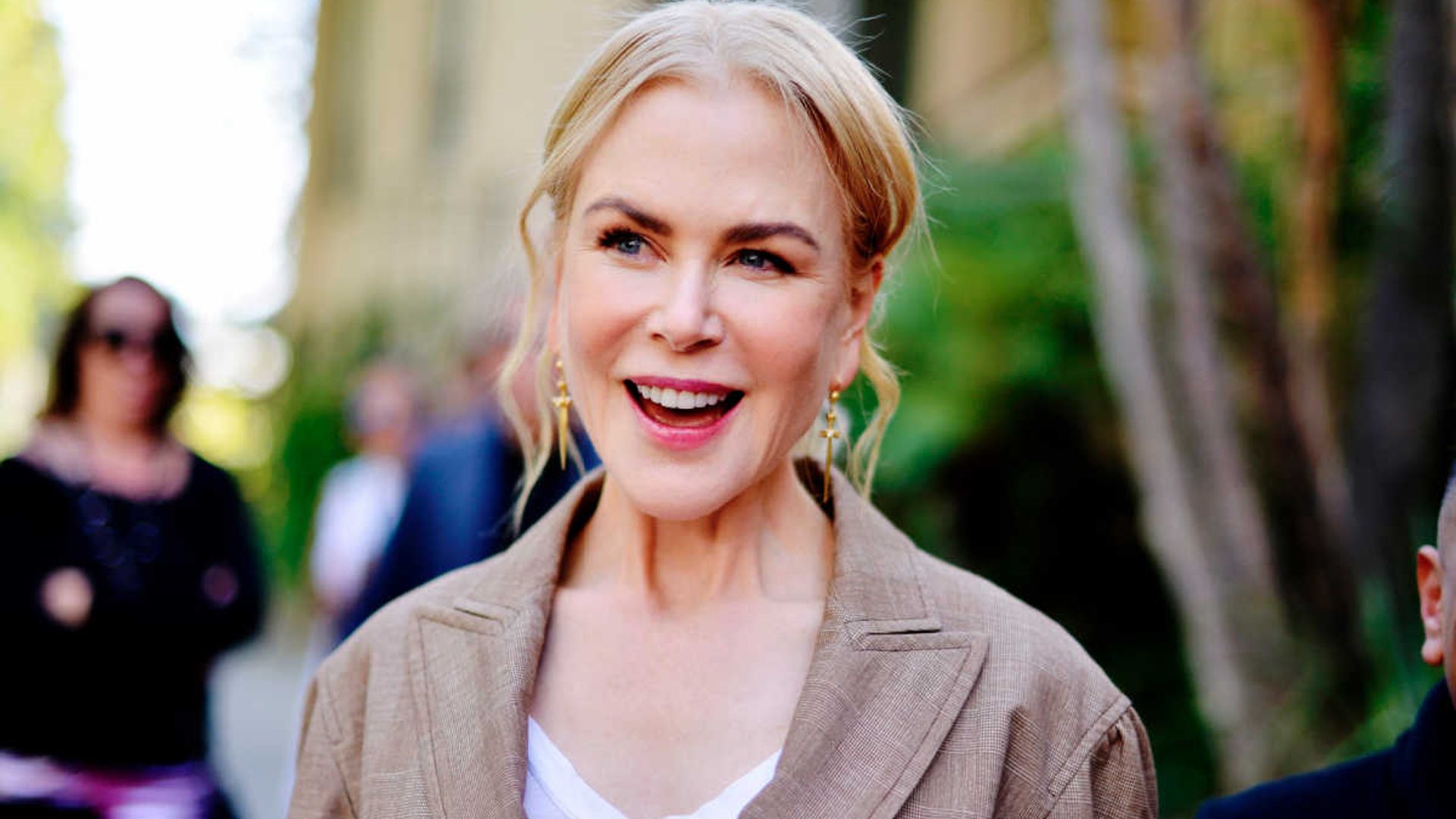 Nicole Kidman's daughter's pink rainbow birthday cake is SO pretty