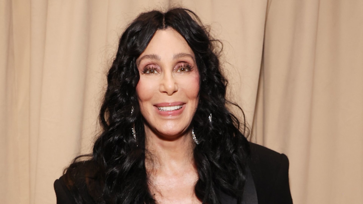 Cher, 77, reveals rock and roll icon she turned down a date with and ...