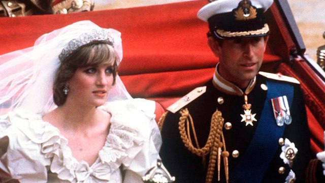 Princess Diana and Prince Charles in their wedding carriage