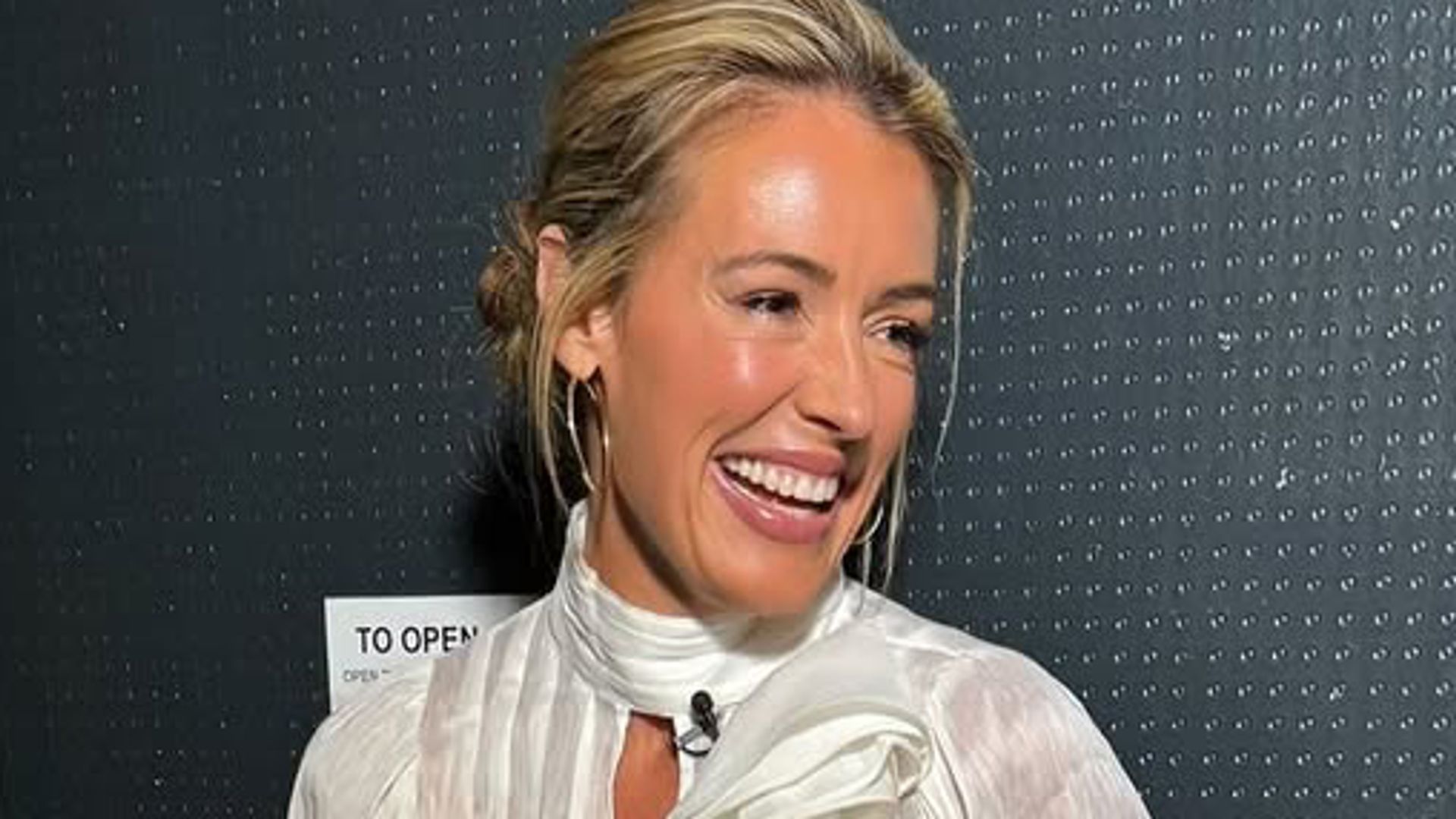 Cat Deeley's lace blouse is making me want to ditch my knitwear and go boho - yes, even in January