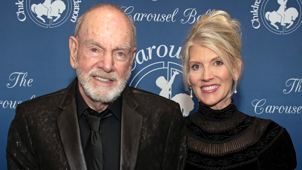 Neil Diamond's wife Katie reveals sweet insight into 13-year marriage