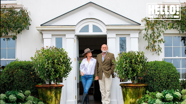 India Hicks and husband posing outside Oxfordshire family home