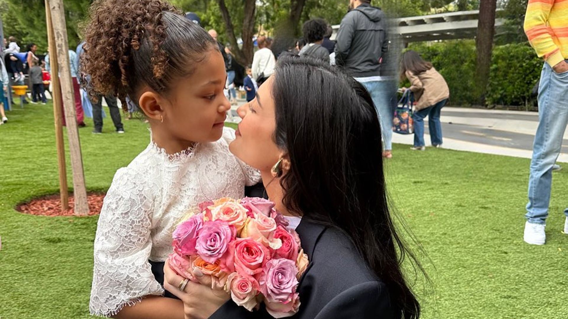 Kylie Jenners daughter Stormi, 6, makes her mark in family photo you cant miss