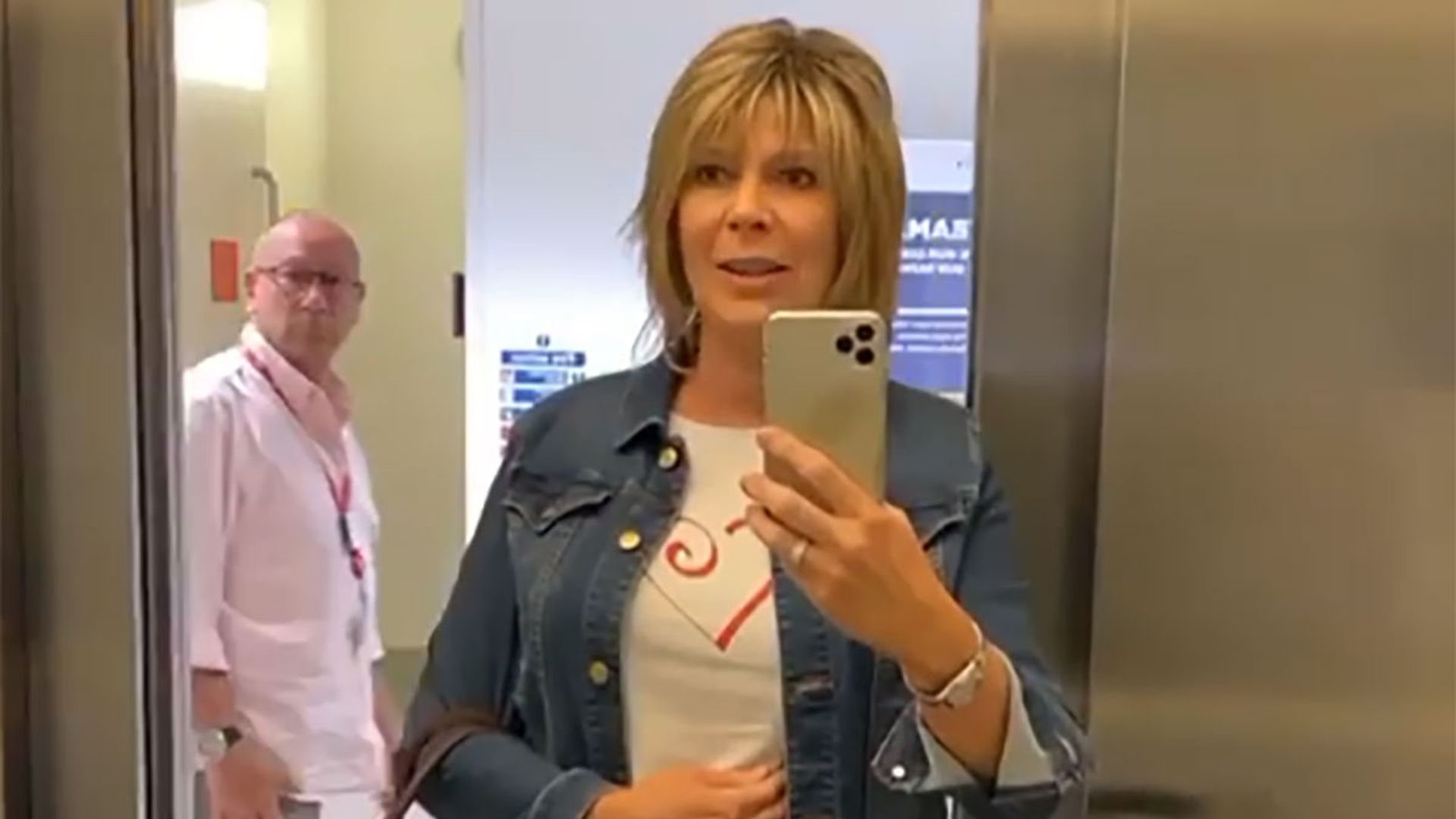 ruth langsford videobombed