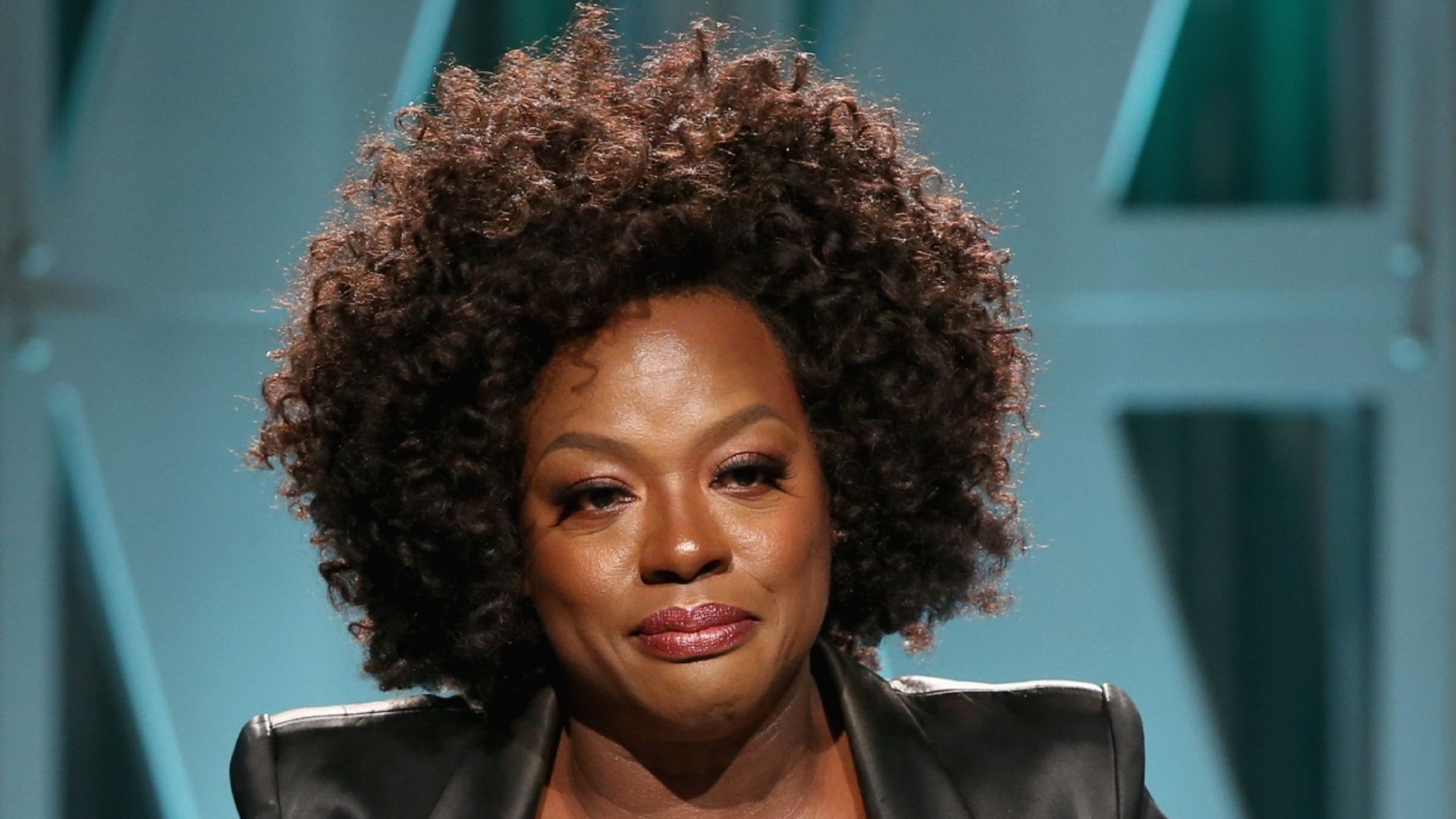 Viola Davis Shares Makeup and Hair-Care Routine — Interview