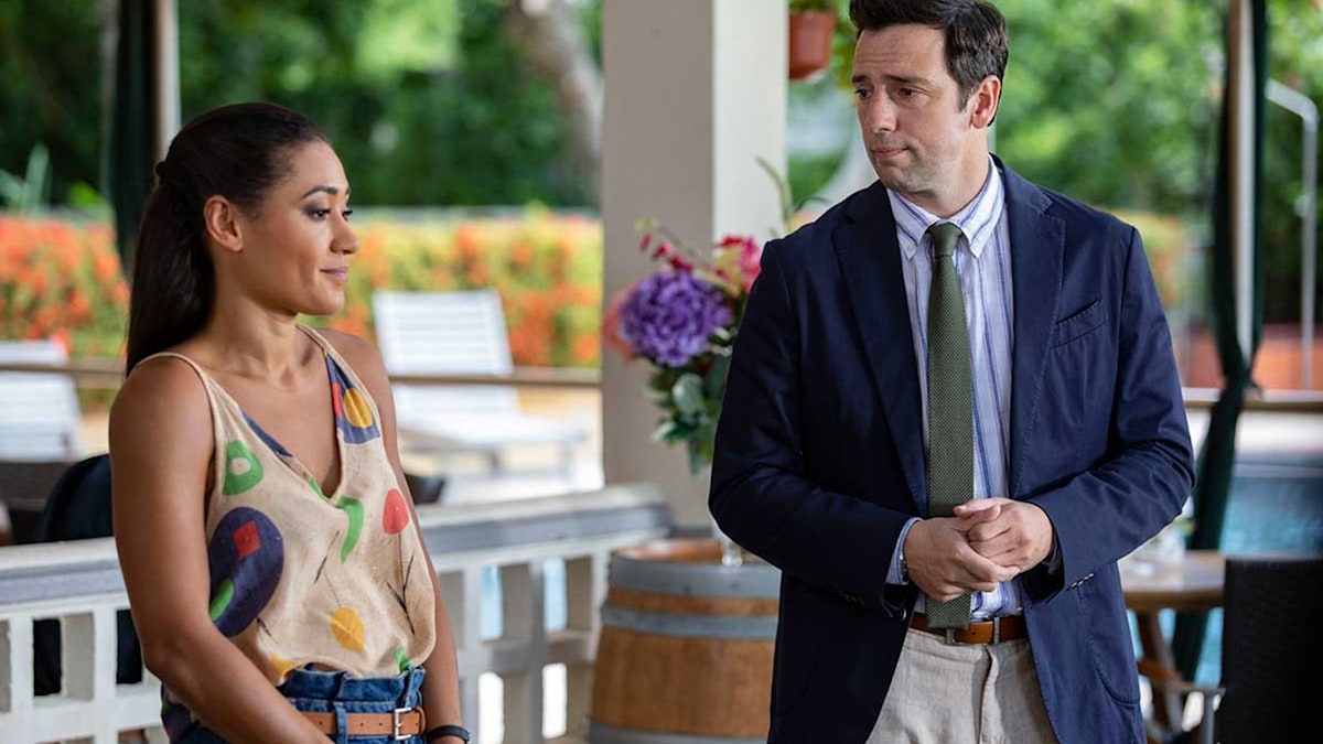 Death in Paradise star teases return of fan favourite after devastating  exit