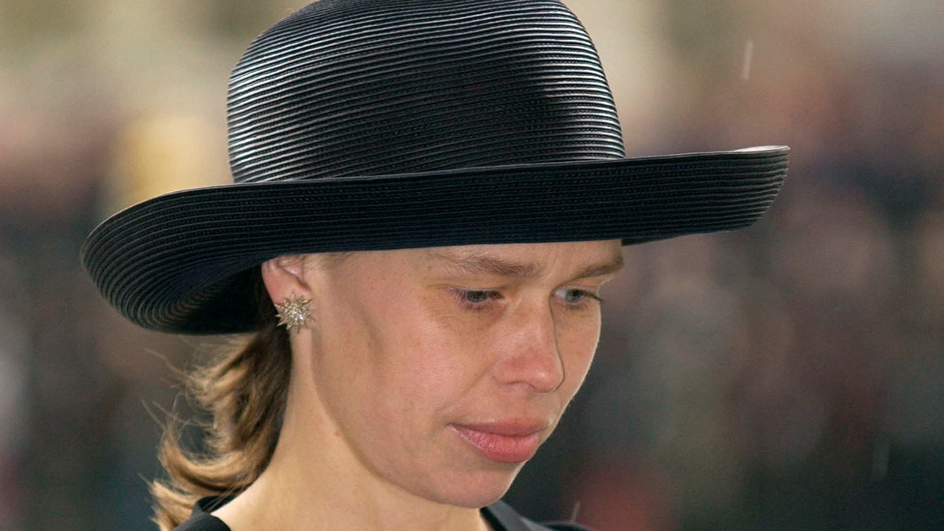 lady sarah chatto sadness queen death
