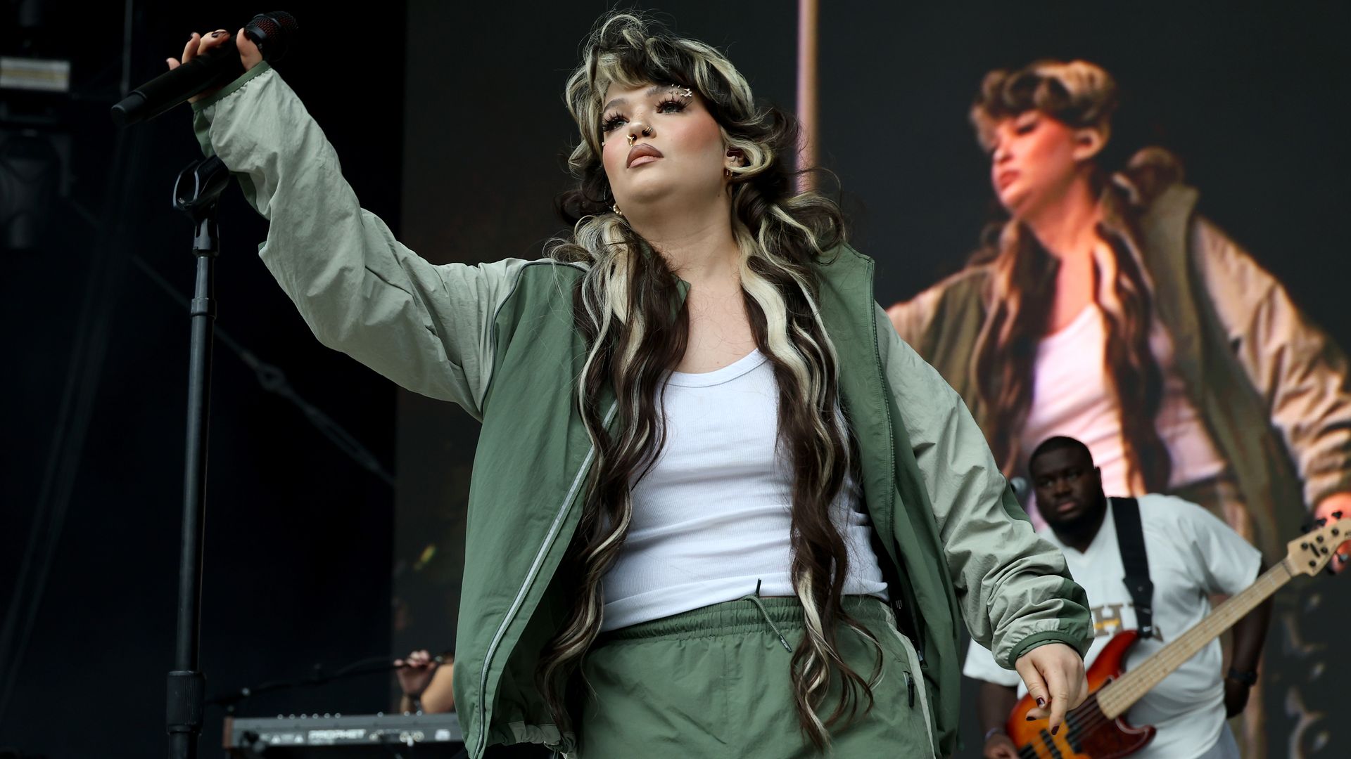 What is schizoaffective disorder?