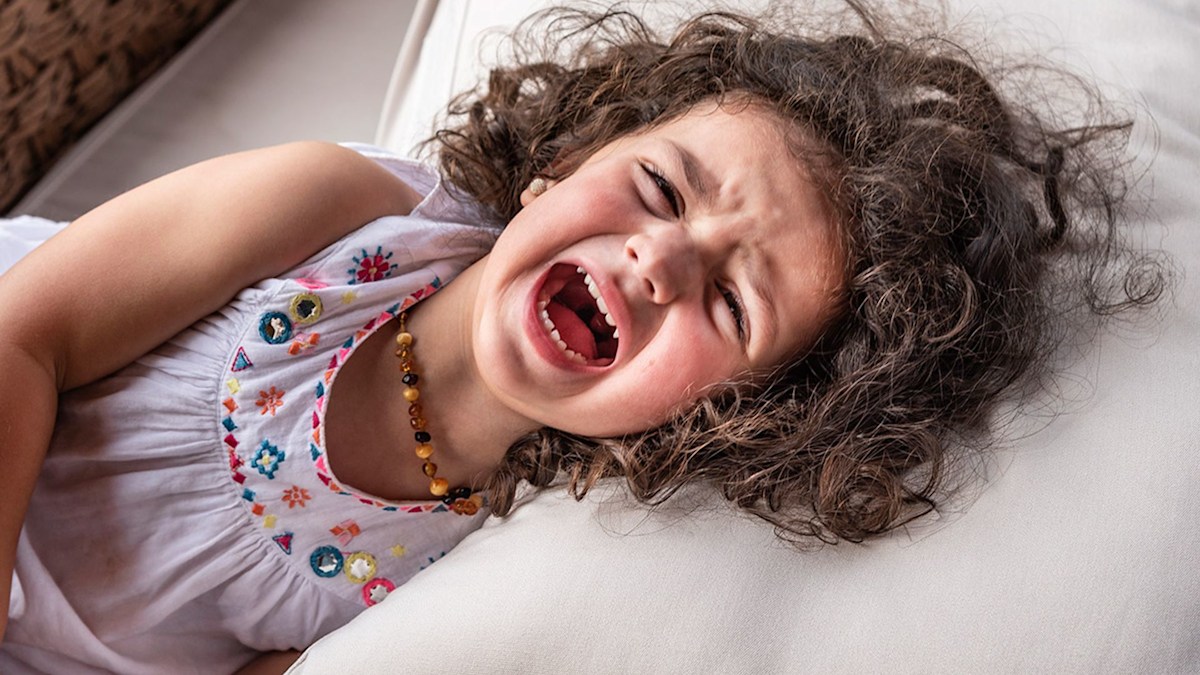 How to deal with toddler tantrums 5 expert tips you need to know HELLO!