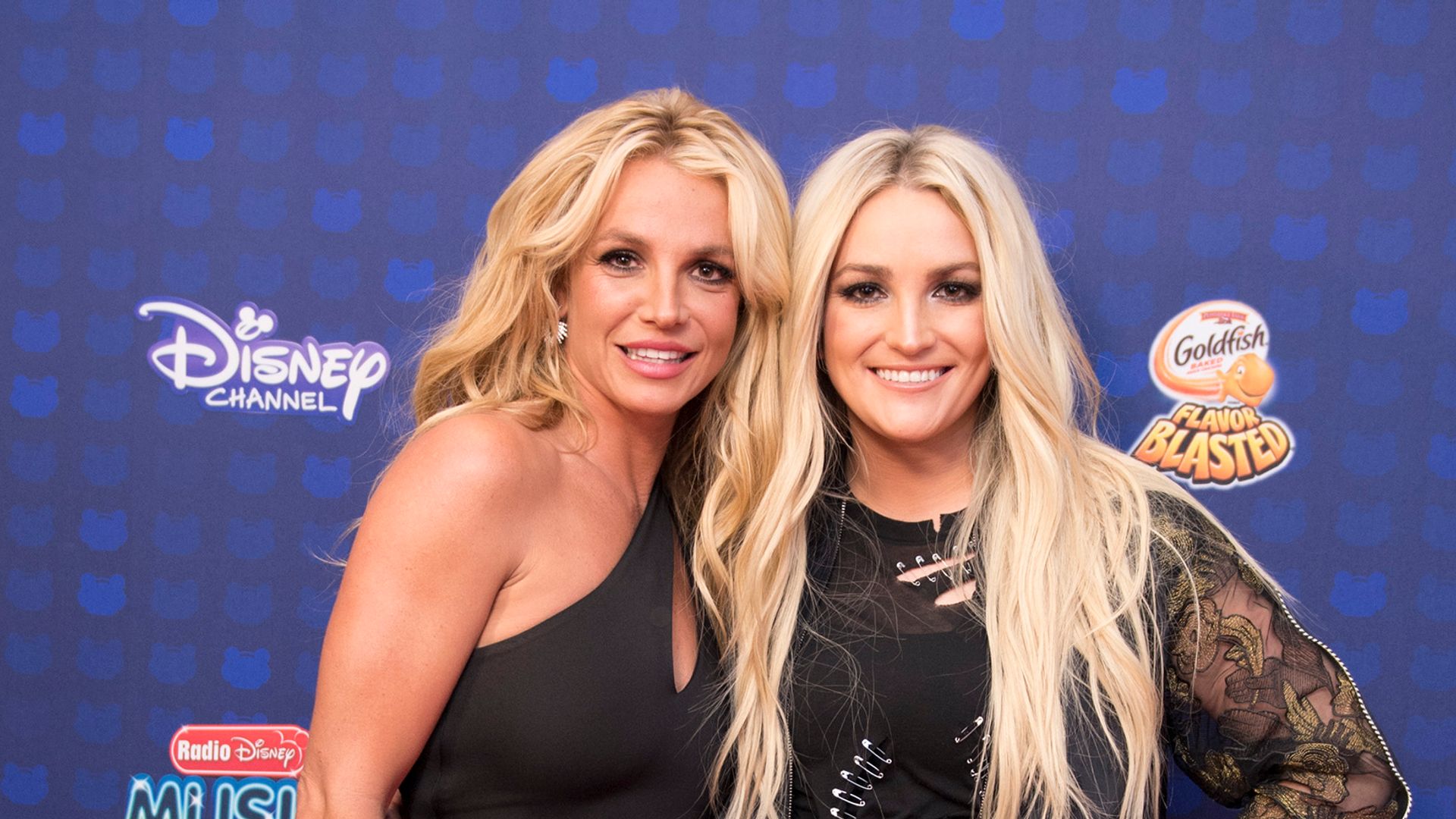 Britney Spears and Jamie Lynn Spears at the 2017 Radio Disney Music Awards at Microsoft Theater in Los Angeles on Saturday, April 29