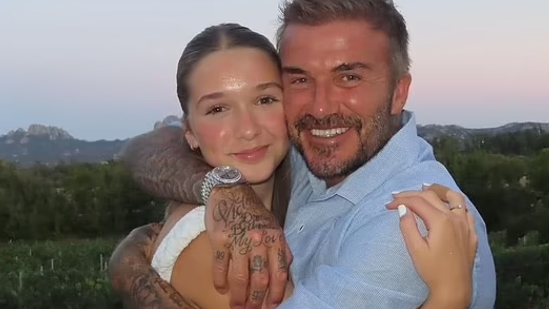 Harper Beckham looks so cool in ruffled skirt on luxe Italian boat trip