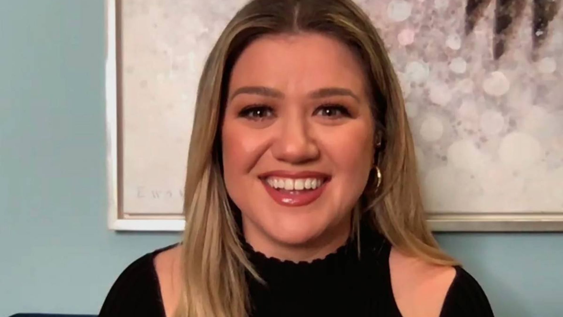 kelly clarkson engagement post sparks reaction