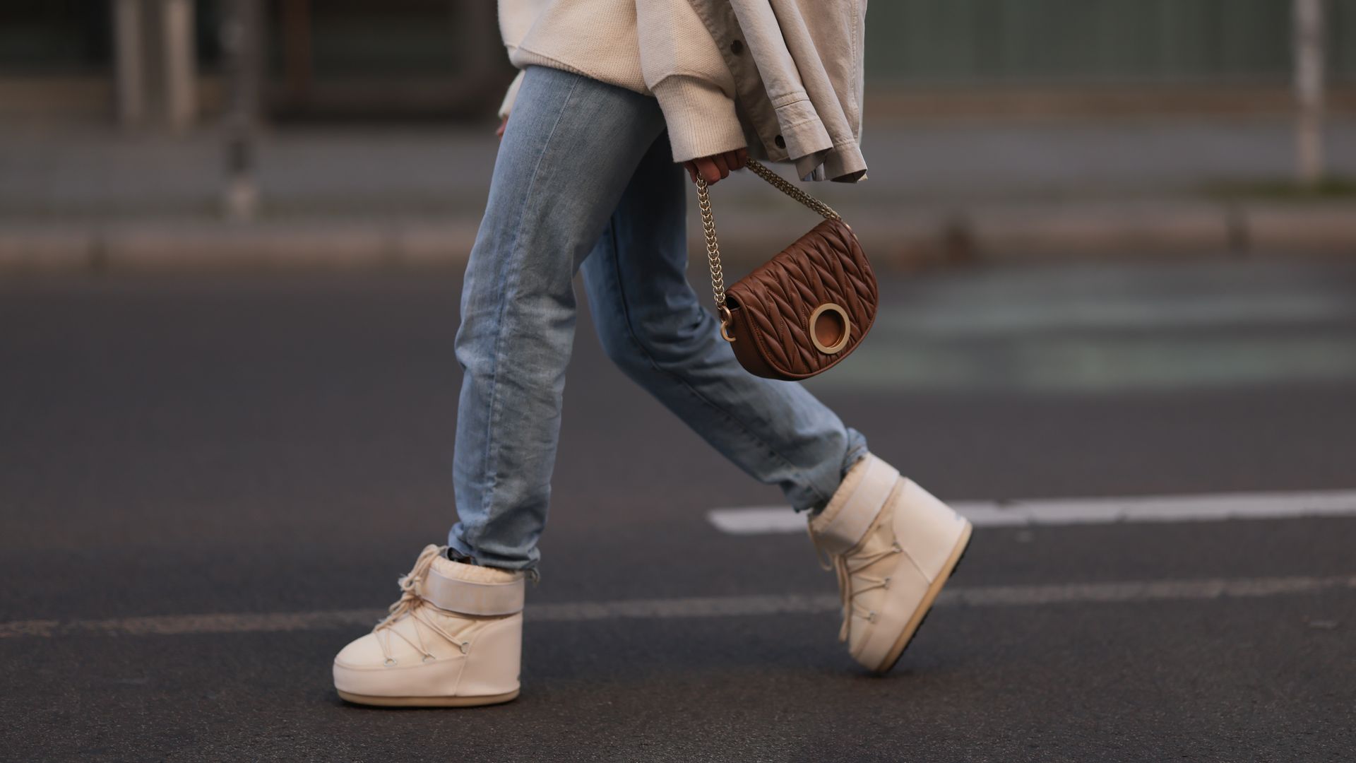 15 Best Snow Boots for Fashion Lovers and City Dwellers shop now HELLO!