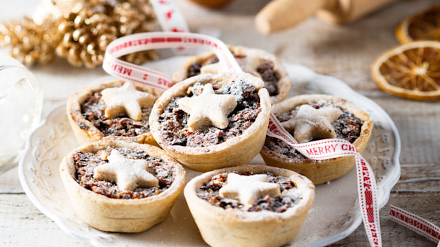 mince pies on a plate 