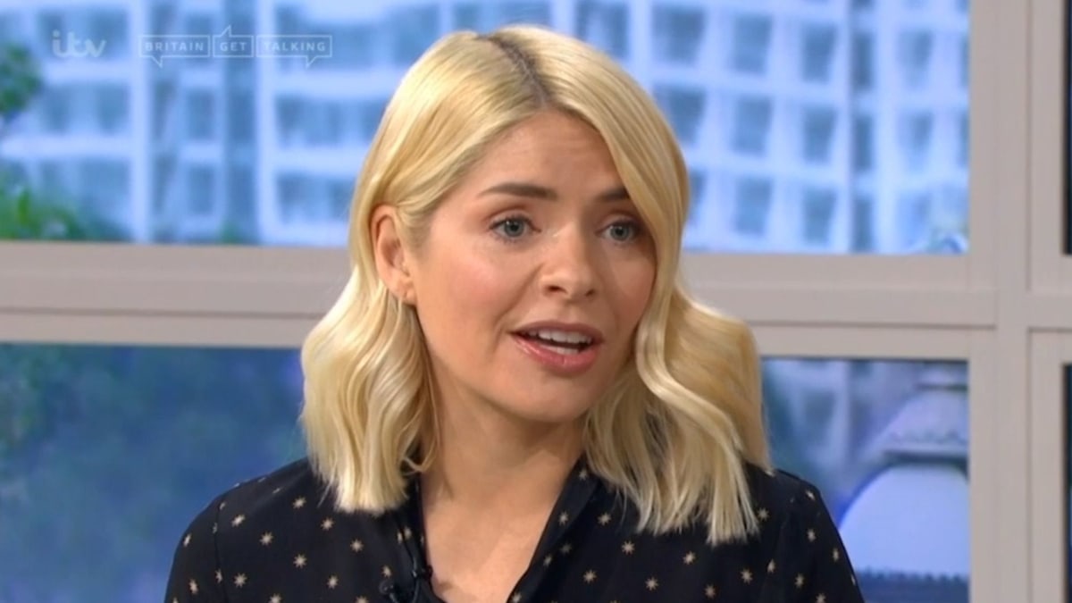 Holly Willoughby's £350 dress wows This Morning fans - but this £30  Debenhams dupe is gorgeous, too