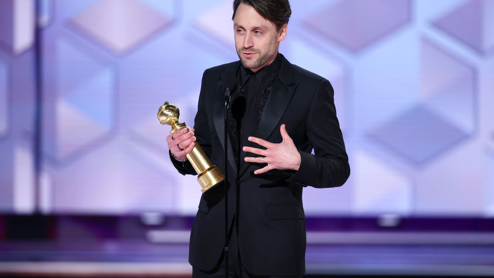 Kieran Culkin pays special homage to his kids as he scoops Golden Globe