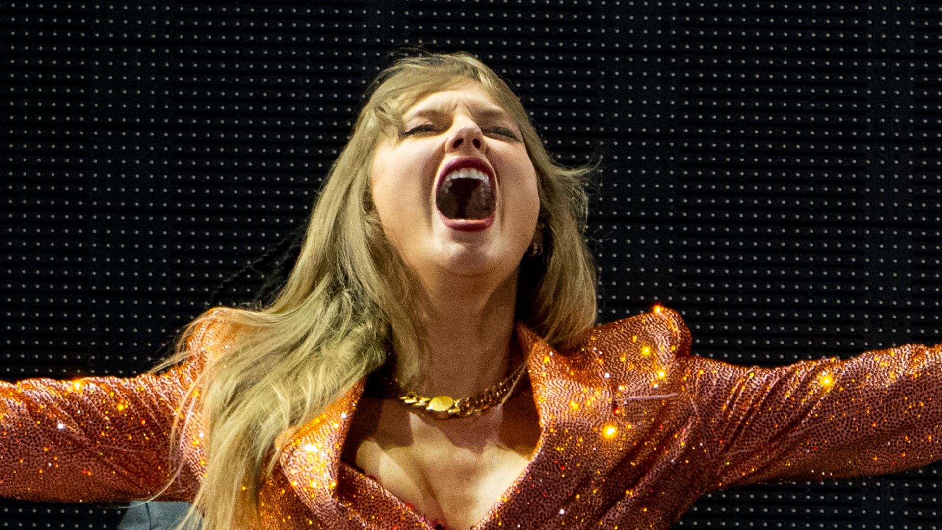 Taylor Swift’s ‘painful’ $15 Amazon hack for staying well on The Eras Tour