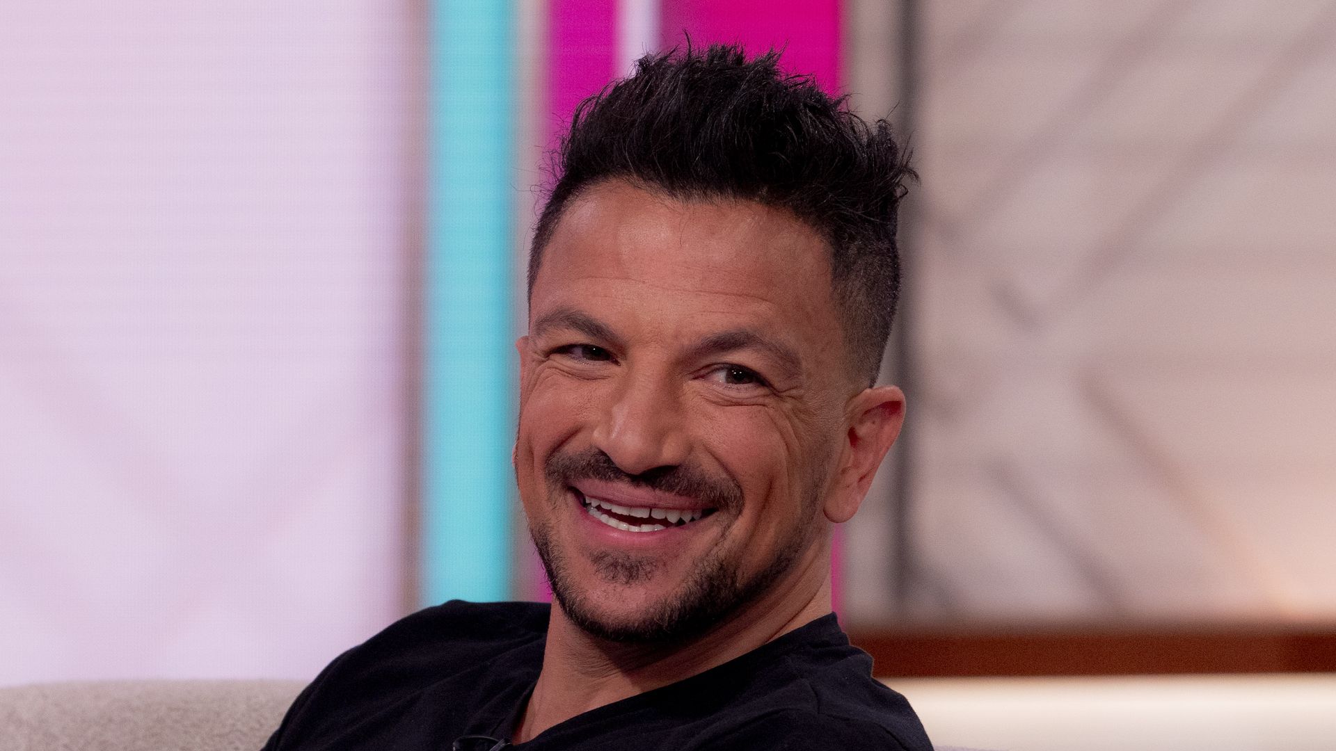 Peter Andre’s baby daughter’s hair is identical to father – see video