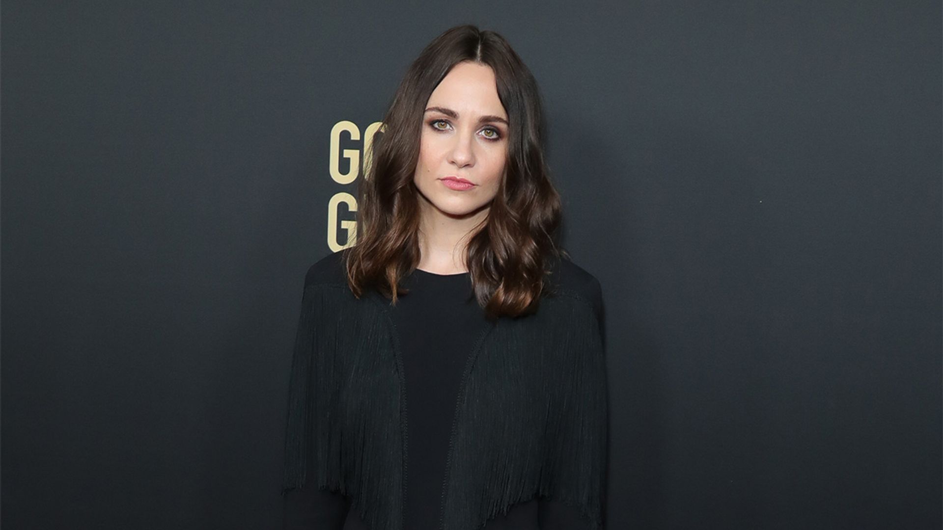 tuppence middleton at the golden globes in black