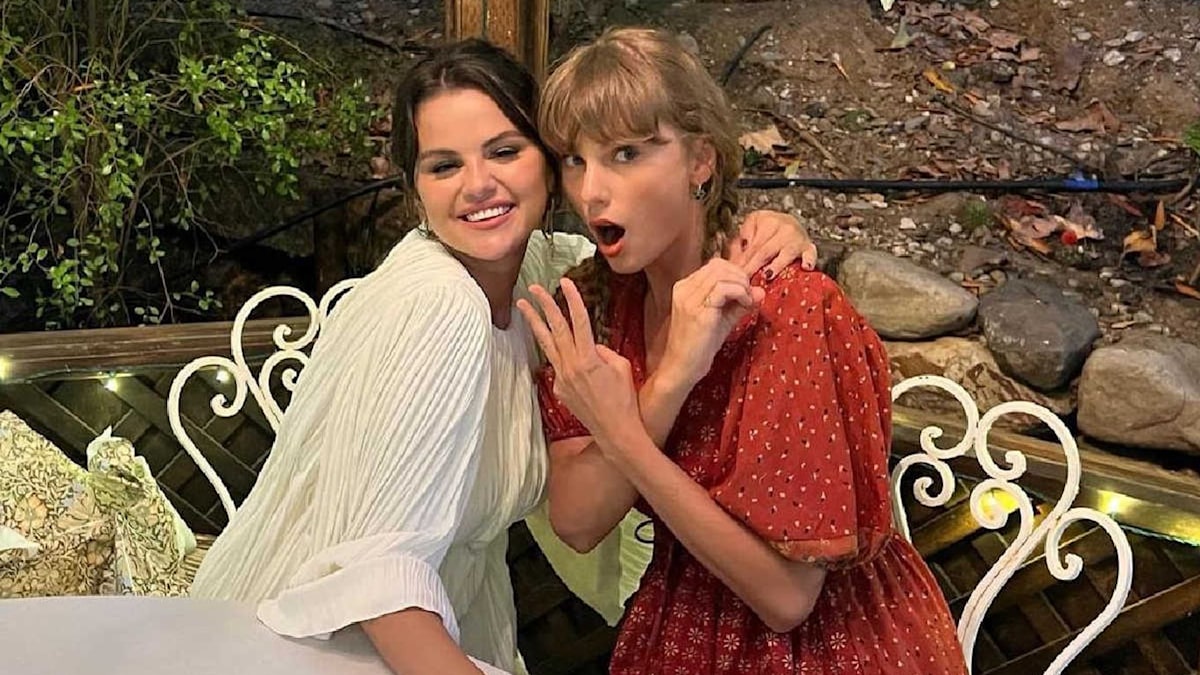 Selena Gomez's Gucci Mules Would Have Her BFF Taylor Swift Singing