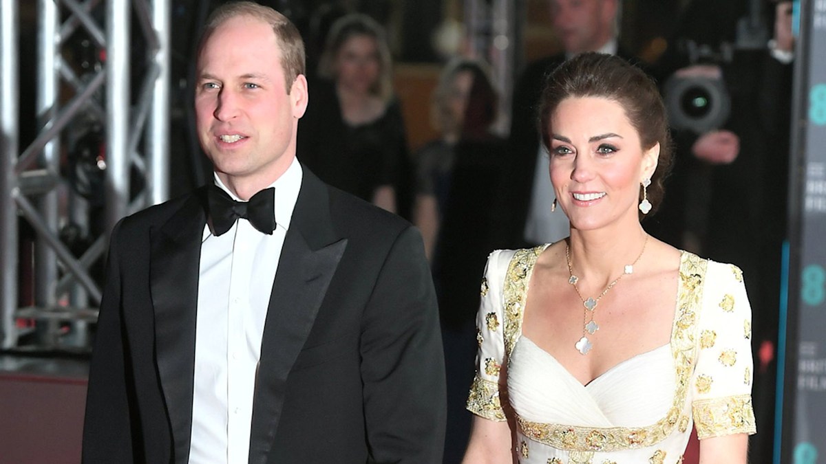 Prince William's special way of treating Kate Middleton revealed | HELLO!