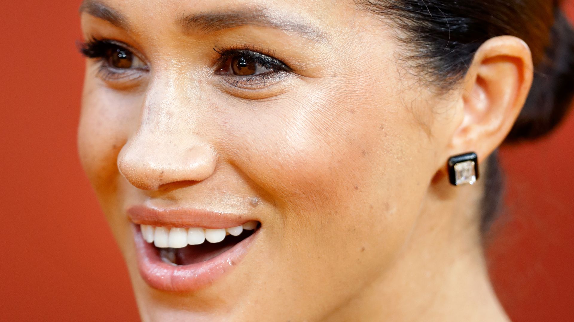 Meghan Markle debuts new £40k Cartier earrings - the ultimate Christmas bling