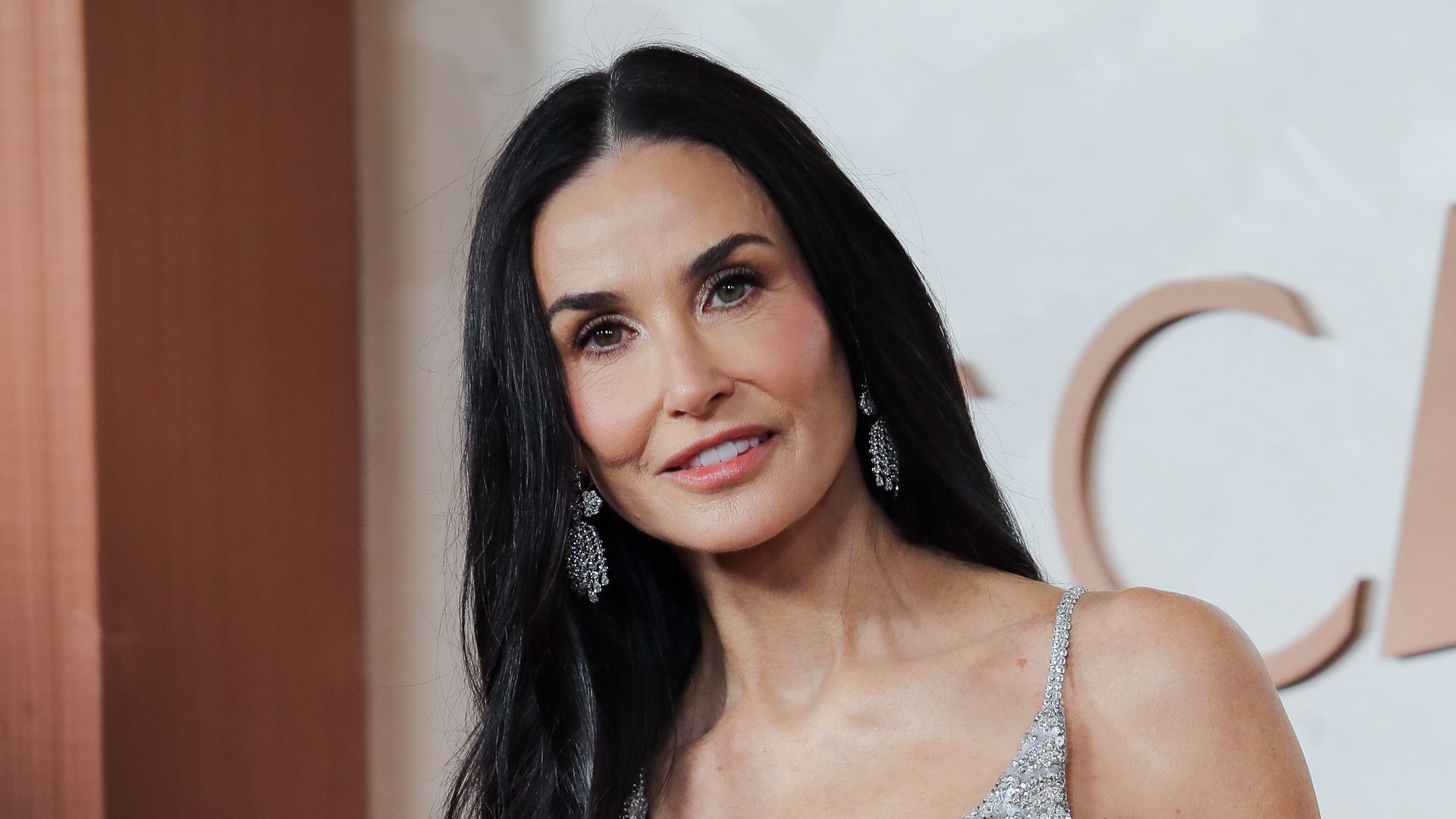 See Demi Moore’s emotional reaction after Best Actress Oscar loss