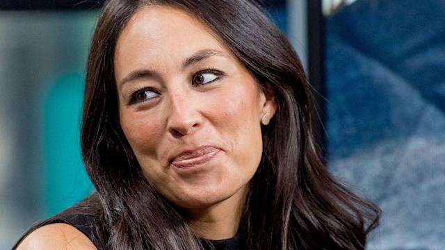 Joanna Gaines wearing black 