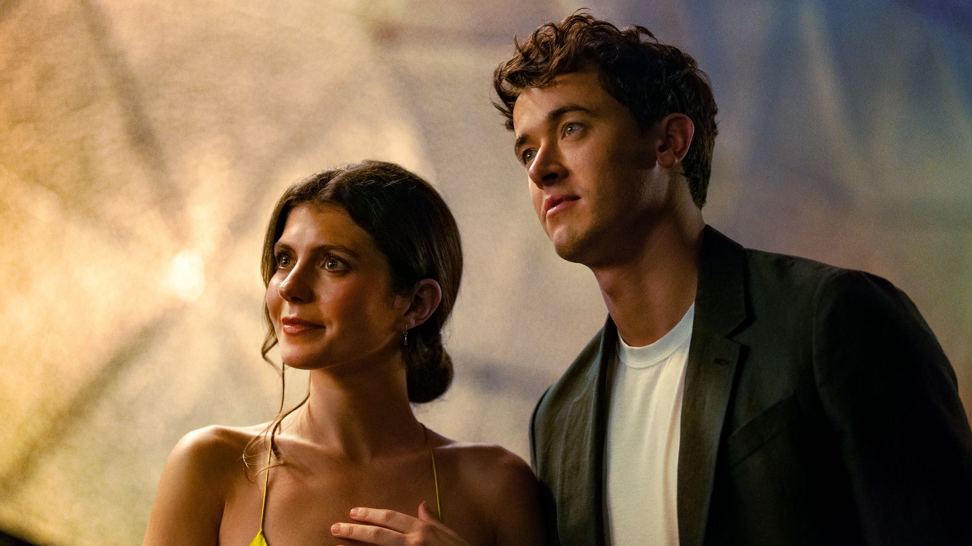 Viewers declare 'romcoms are back' with 'electric chemistry' in Netflix's People We Meet on Vacation adaptation