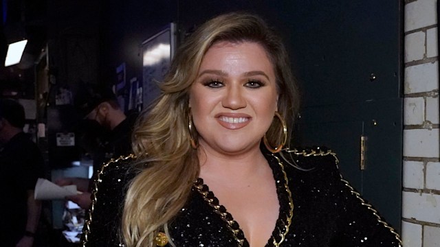 Kelly Clarkson on American Song Contest on NBC