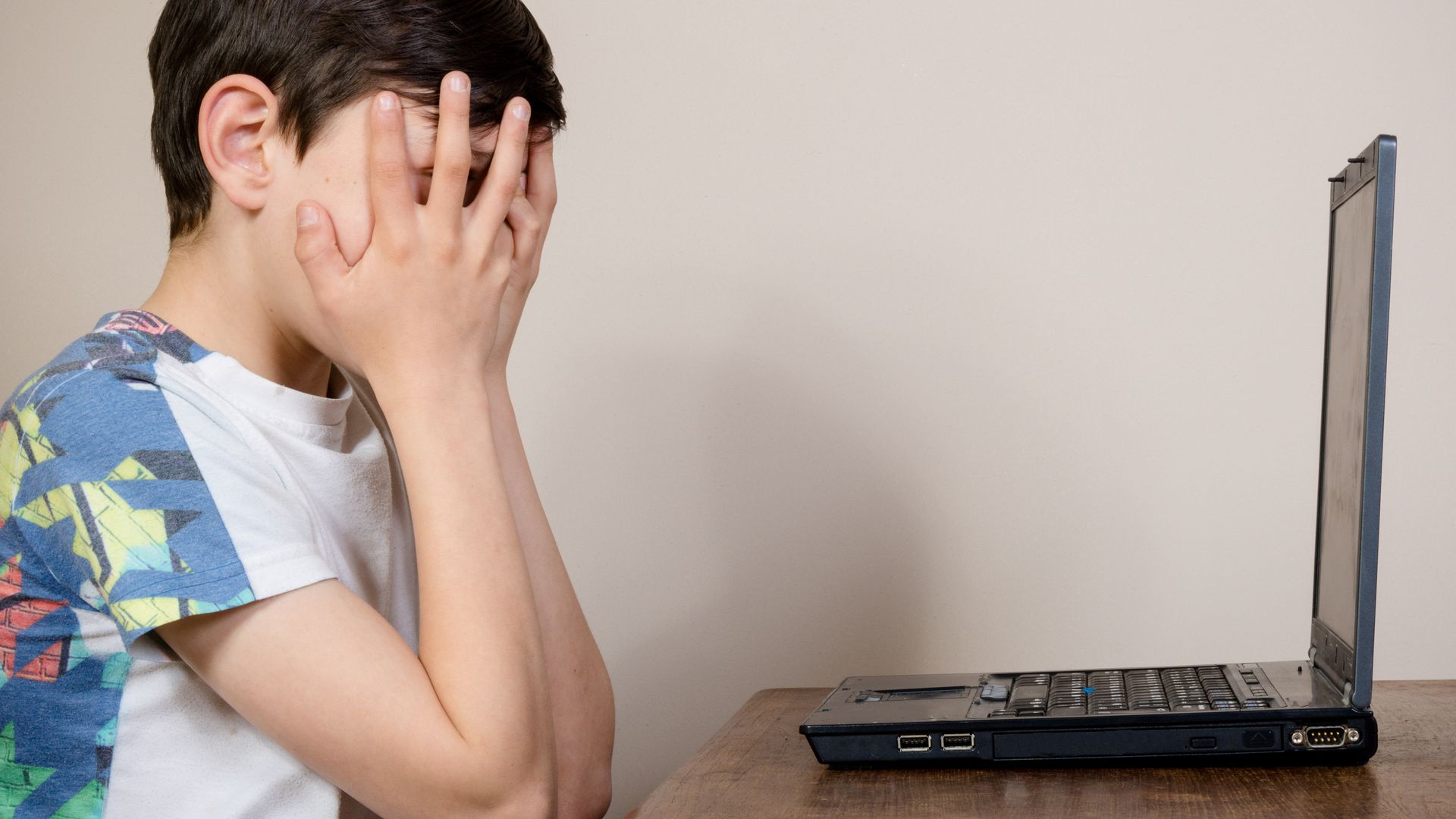 I was groomed online at age 14 – I was scared and alone, then Childline saved me