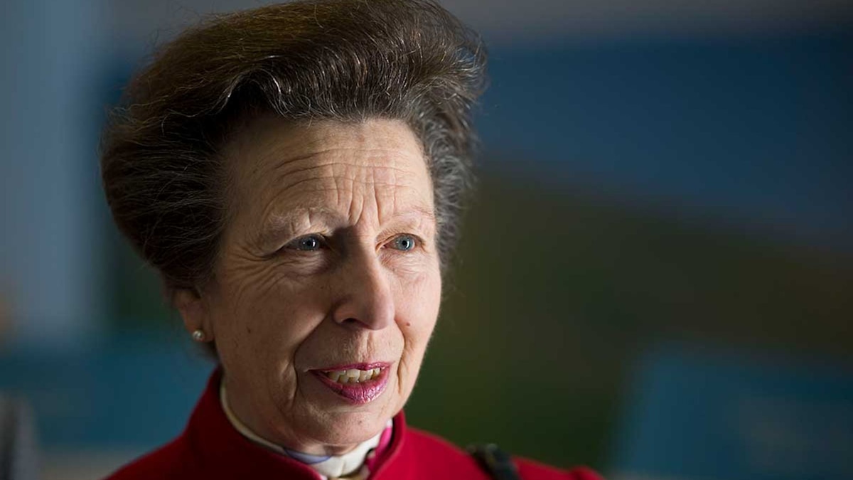 Princess Anne issues heartbreaking statement after Queen's death | HELLO!