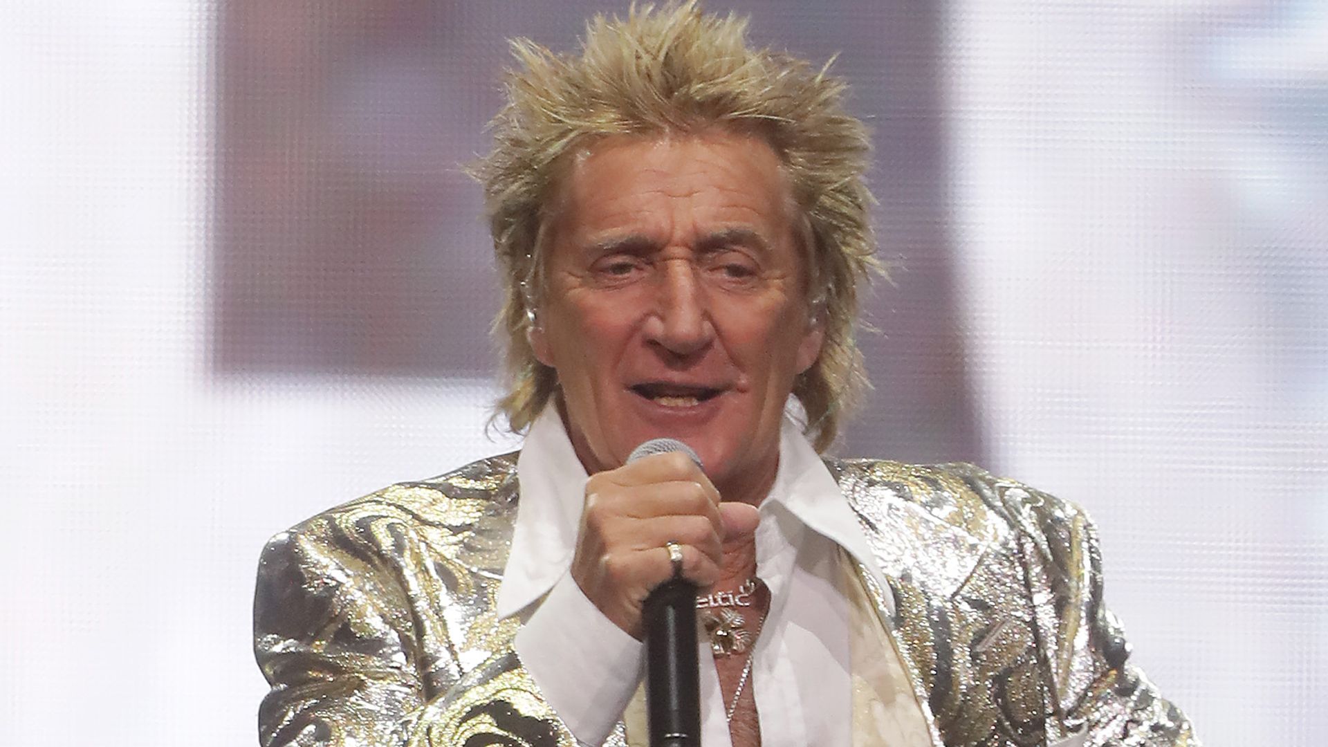 Rod Stewart's most heartwarming photos with his 4 lookalike sons
