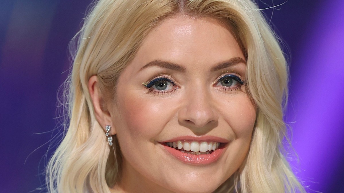 Holly Willoughby Shares Rare Update On Son Chester See Sweet Photo