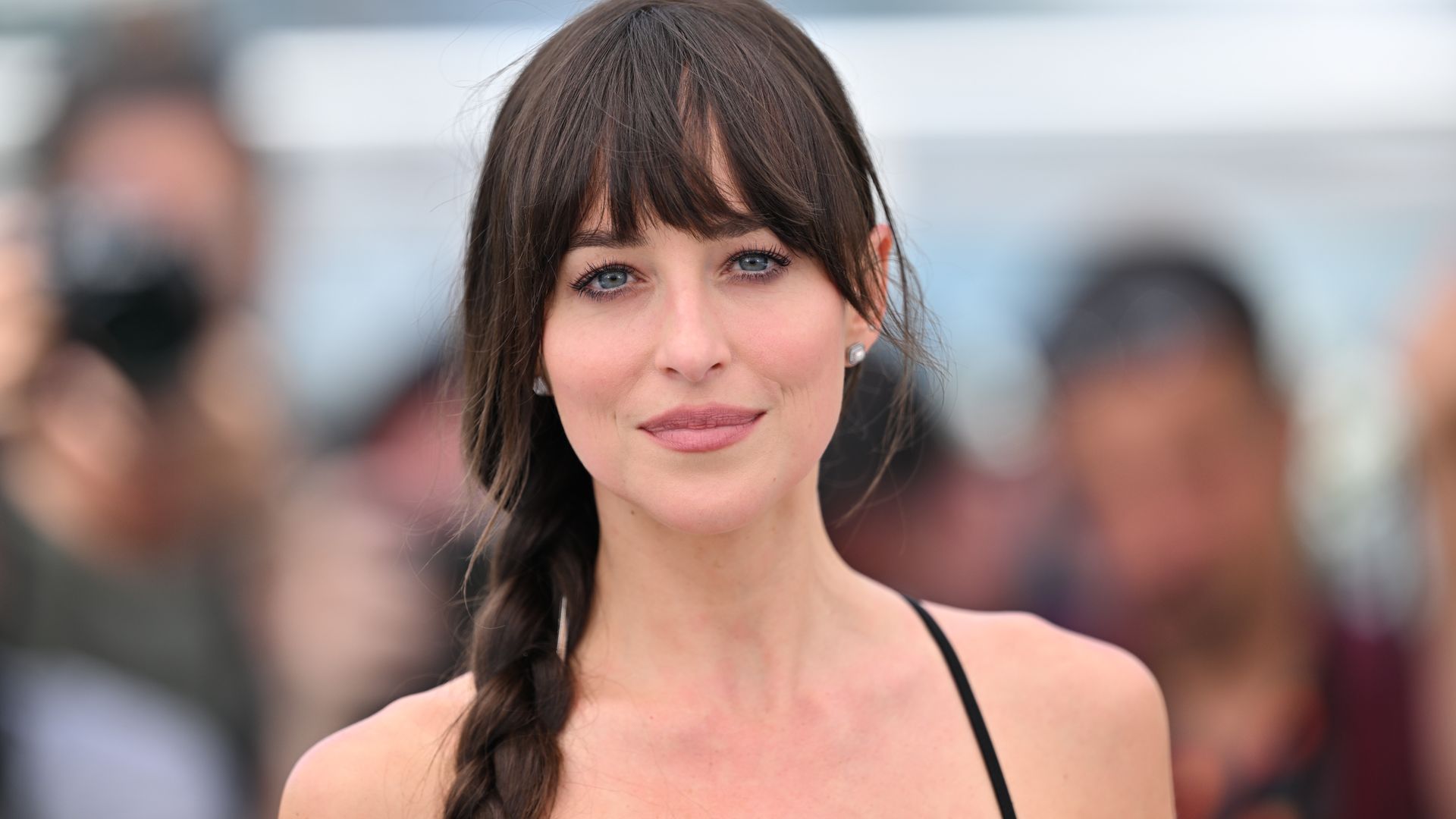 CANNES, FRANCE - MAY 19: US actress Dakota Johnson poses during a photocall for the film 'Splitsville' at the 78th edition of the Cannes Film Festival in Cannes, France on May 19, 2025. (Photo by Mustafa Yalcin/Anadolu via Getty Images)