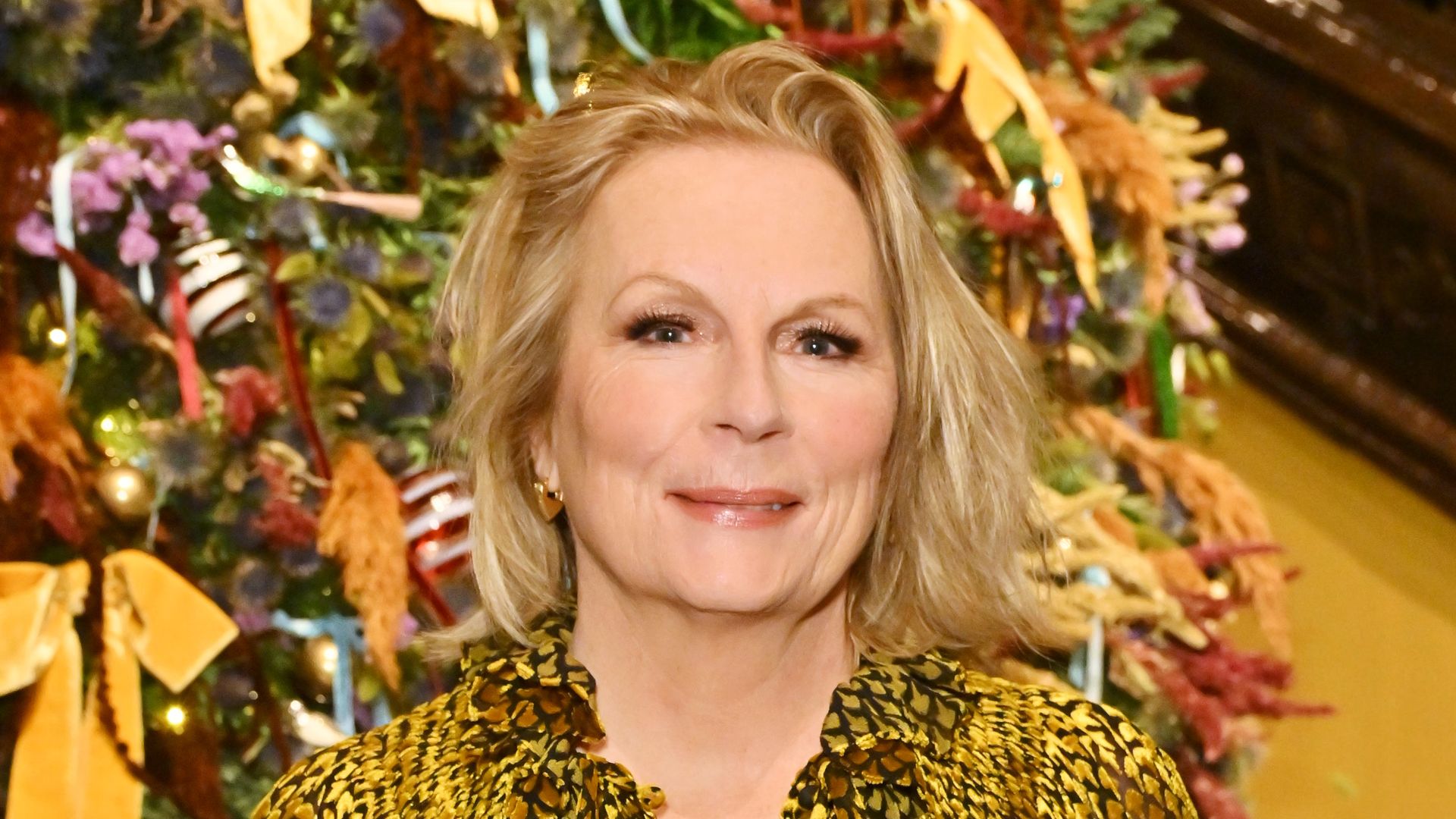 Jennifer Saunders' 3 lookalike daughters who are taking after her