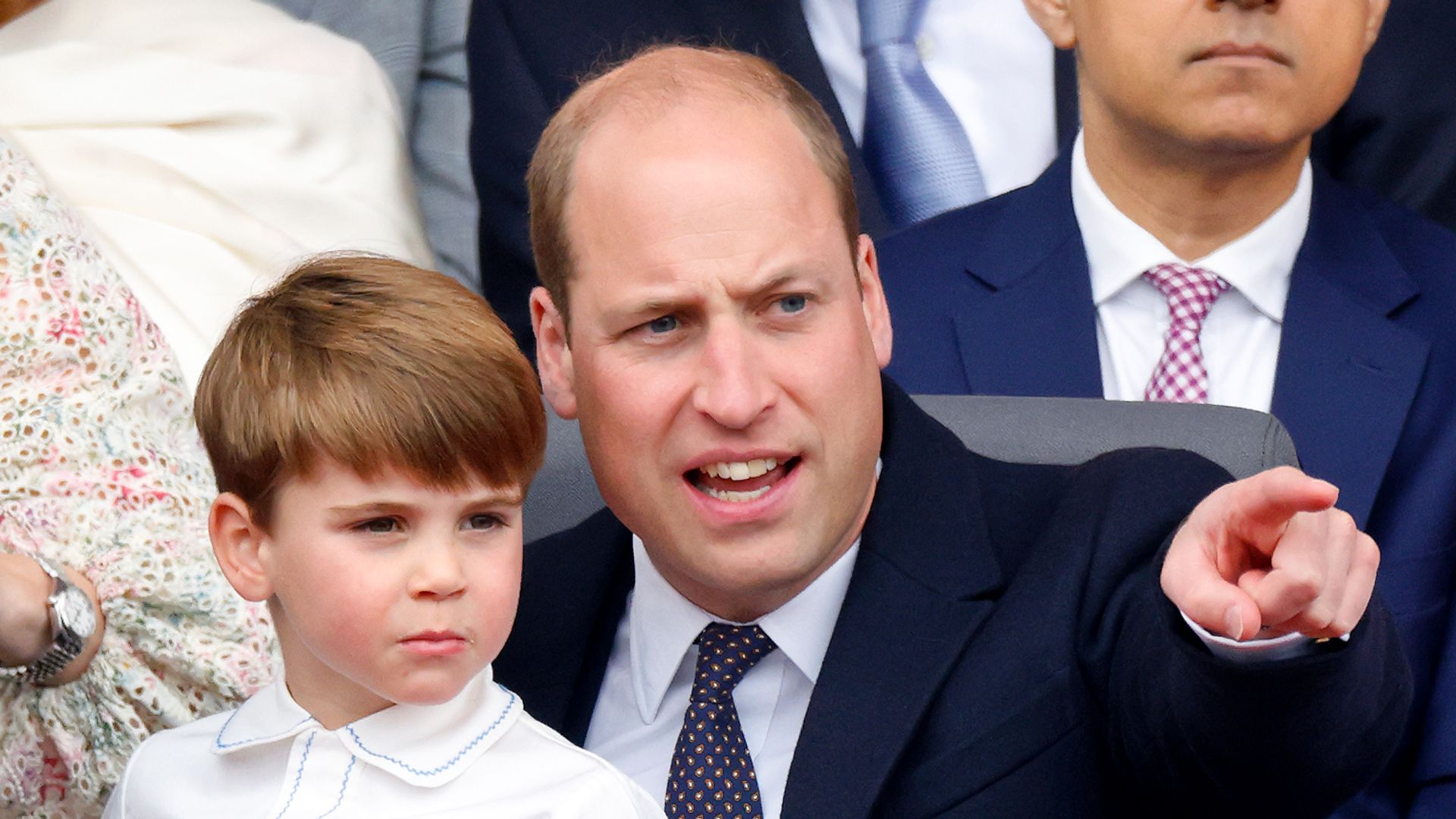 Prince William looks identical to son Prince Louis in adorable Christmas photo