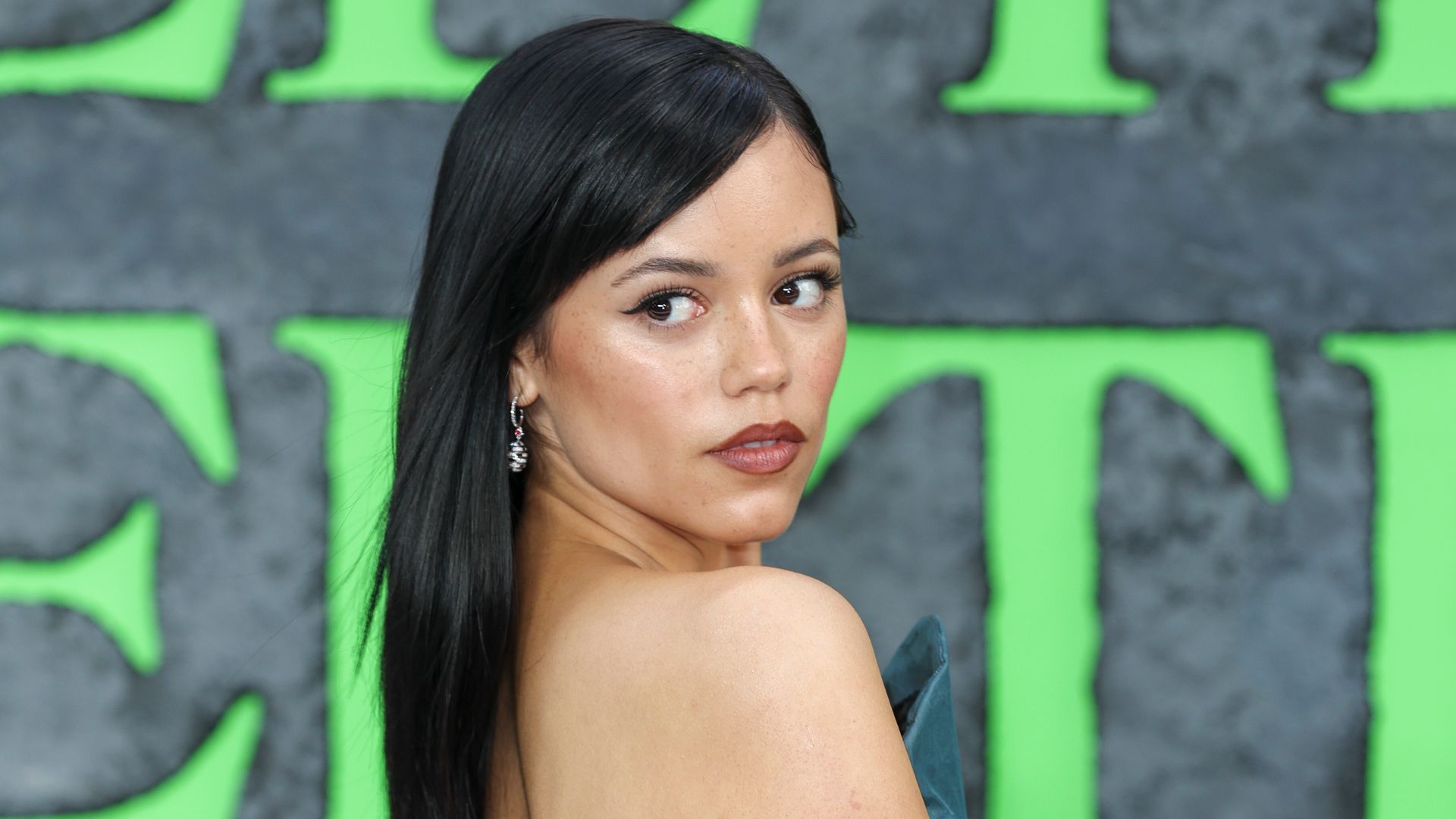 Jenna Ortega attends the UK Premiere of "Beetlejuice Beetlejuice" at the Cineworld Leicester Square on August 29, 2024 in London, England.